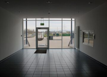 Lauenau: 261 m² moderne Bürofläche im Erdgeschoss 31867 Lauenau, Bürohaus